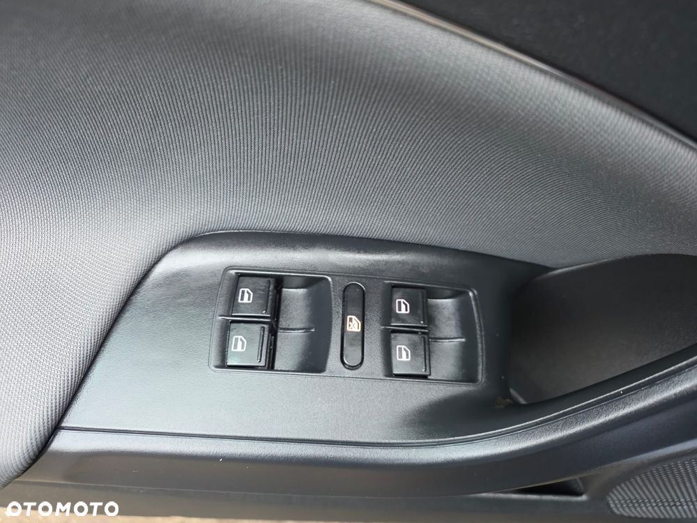 Seat Ibiza 1.2 TSI CONNECT - 26