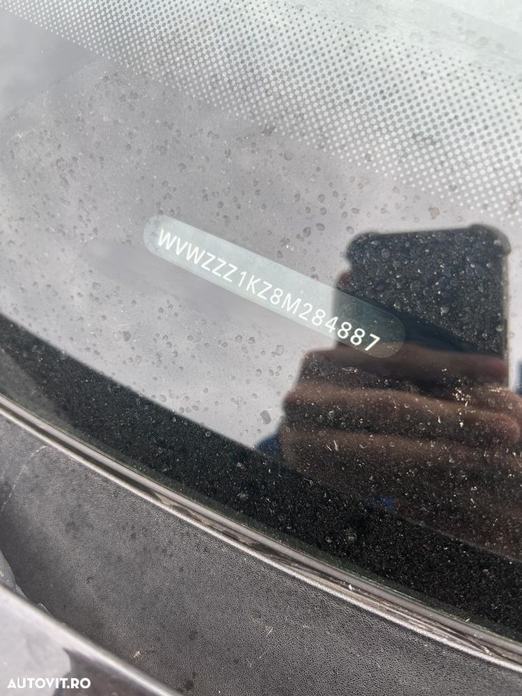 Volkswagen Golf - 5