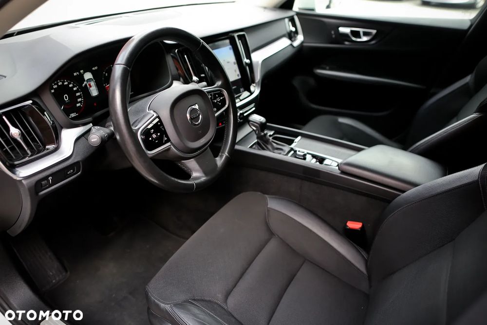 Volvo V60 Cross Country Pro D4 AWD - 17