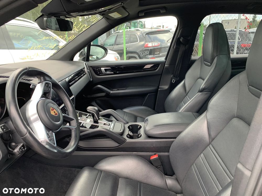 Porsche Cayenne Tiptronic S - 17