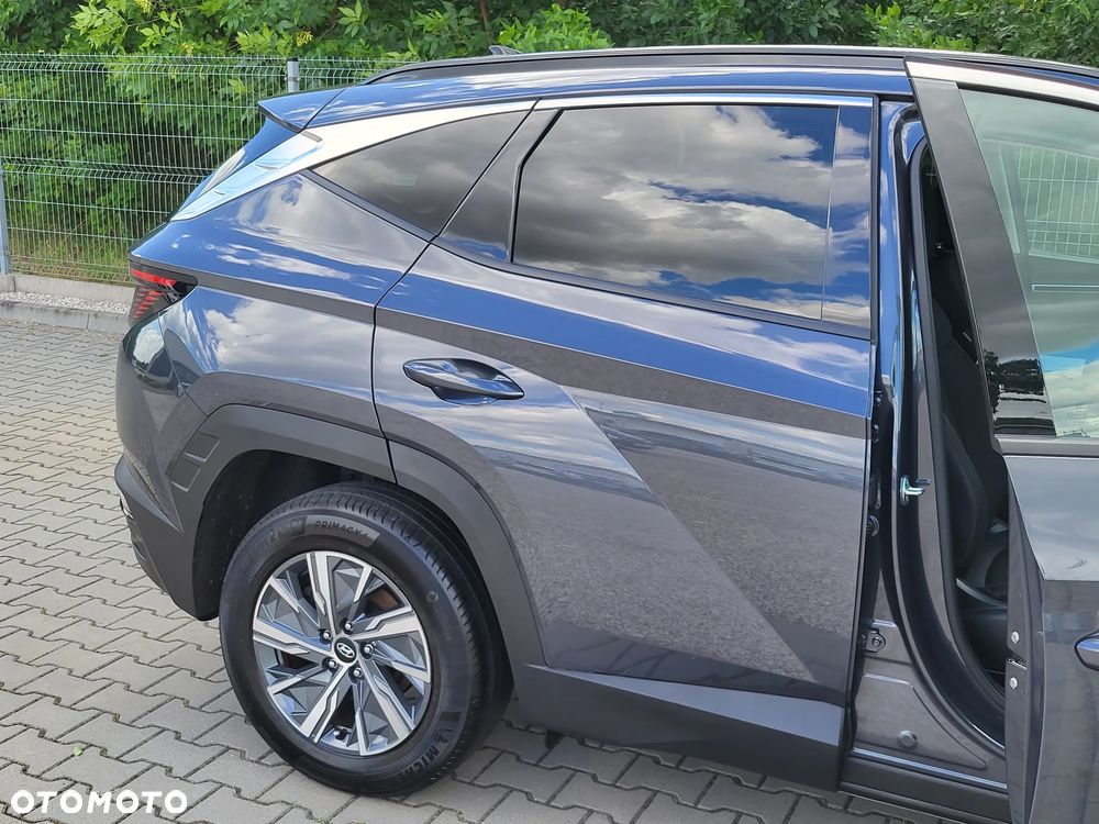 Hyundai Tucson 1.6 T-GDi HEV Executive 4WD - 11