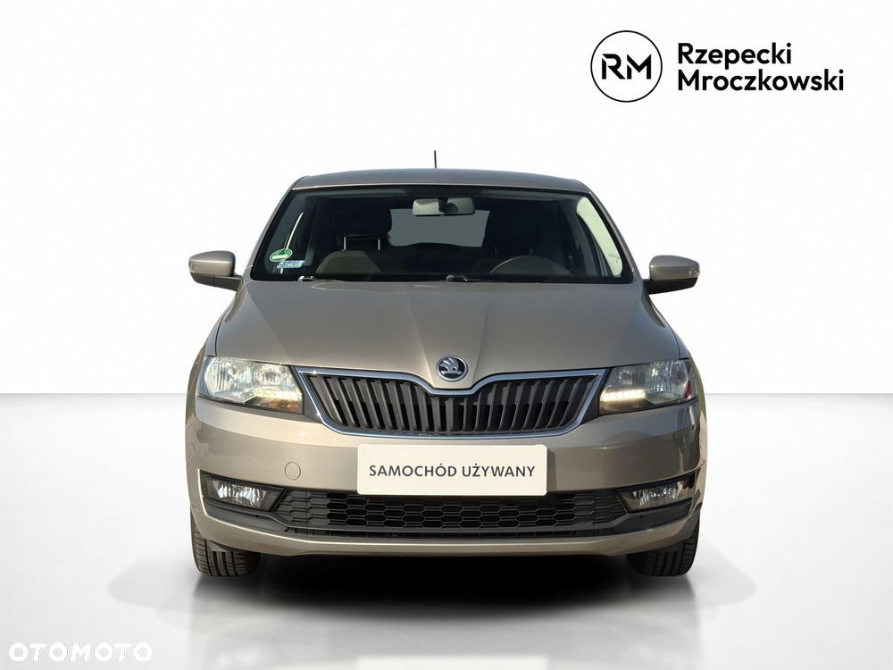 Skoda RAPID - 9