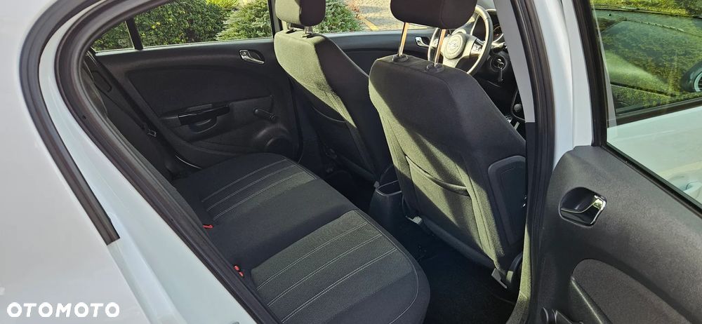 Opel Corsa 1.4 16V Color Elegance - 11