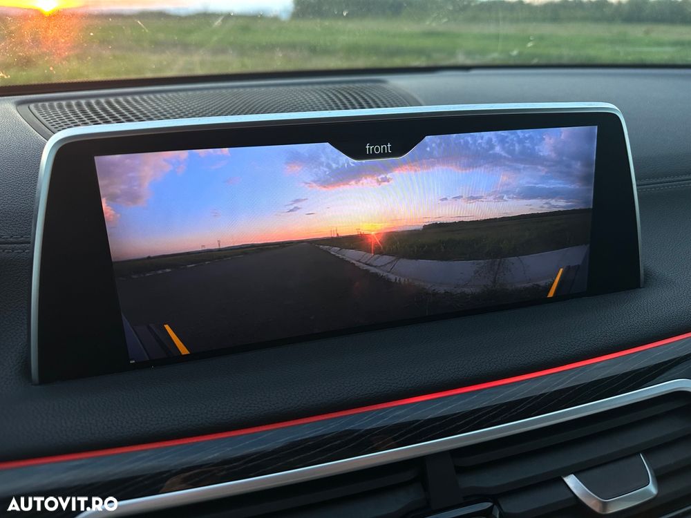 BMW Seria 7 - 36