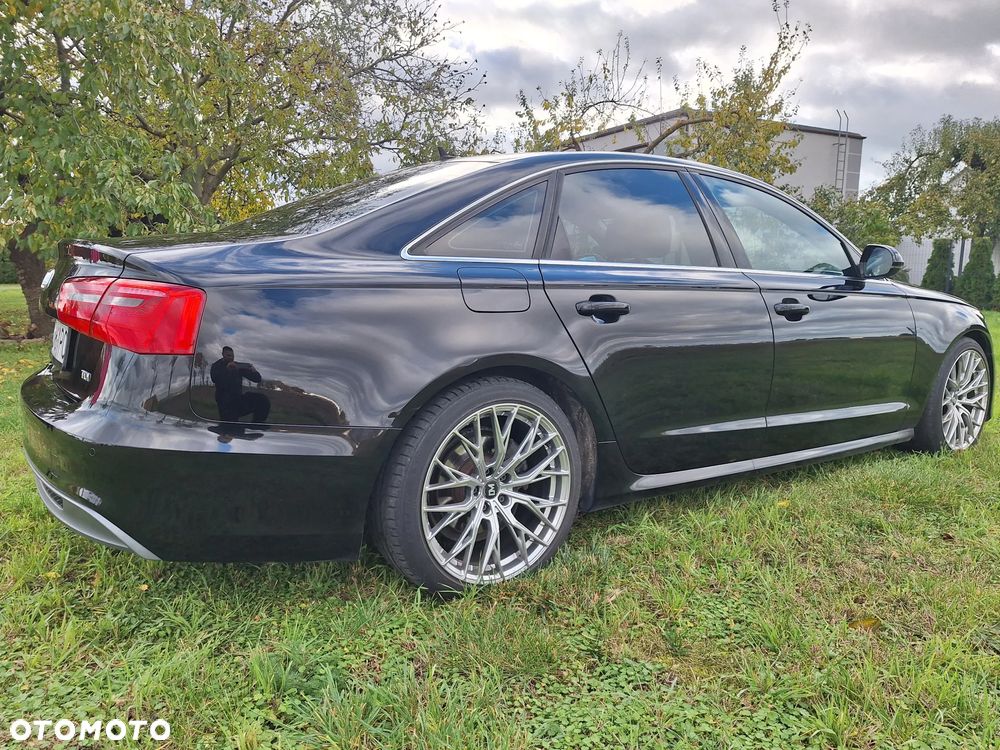 Audi A6 - 4