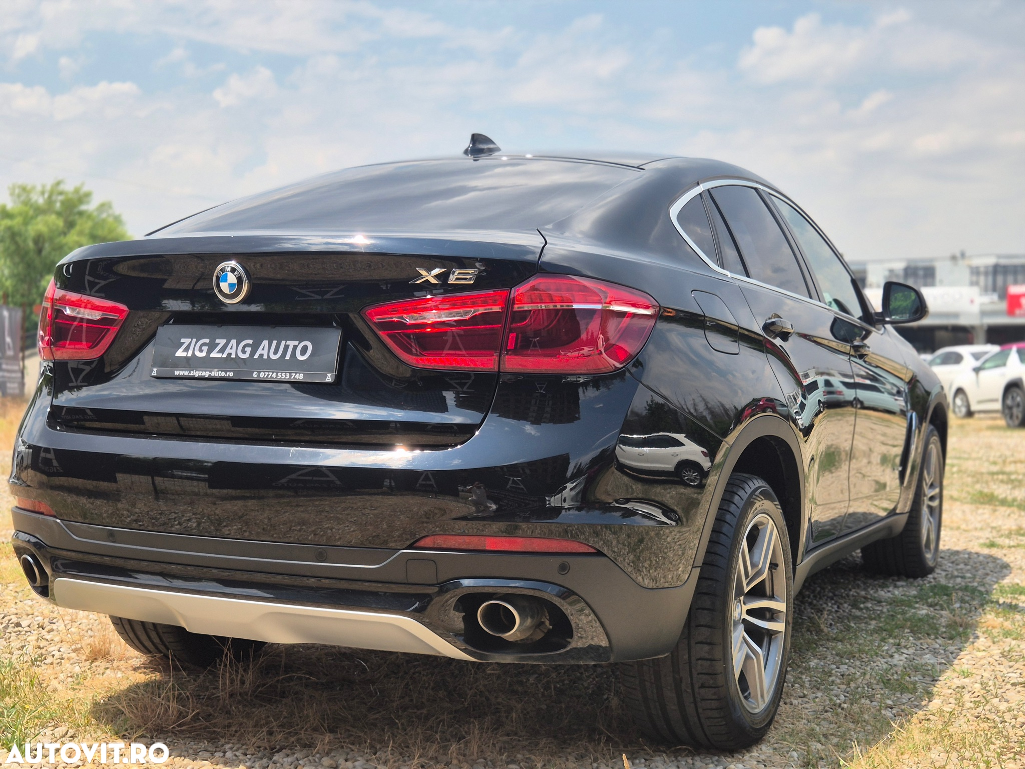 BMW X6 xDrive30d - 16