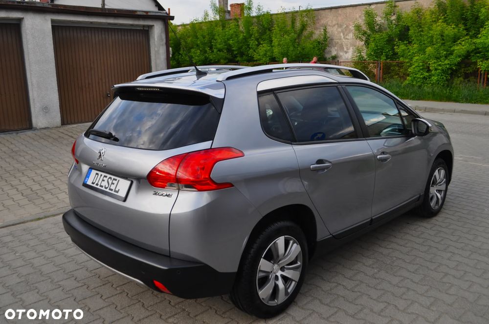 Peugeot 2008 BlueHDi 100 STOP & START Allure - 7