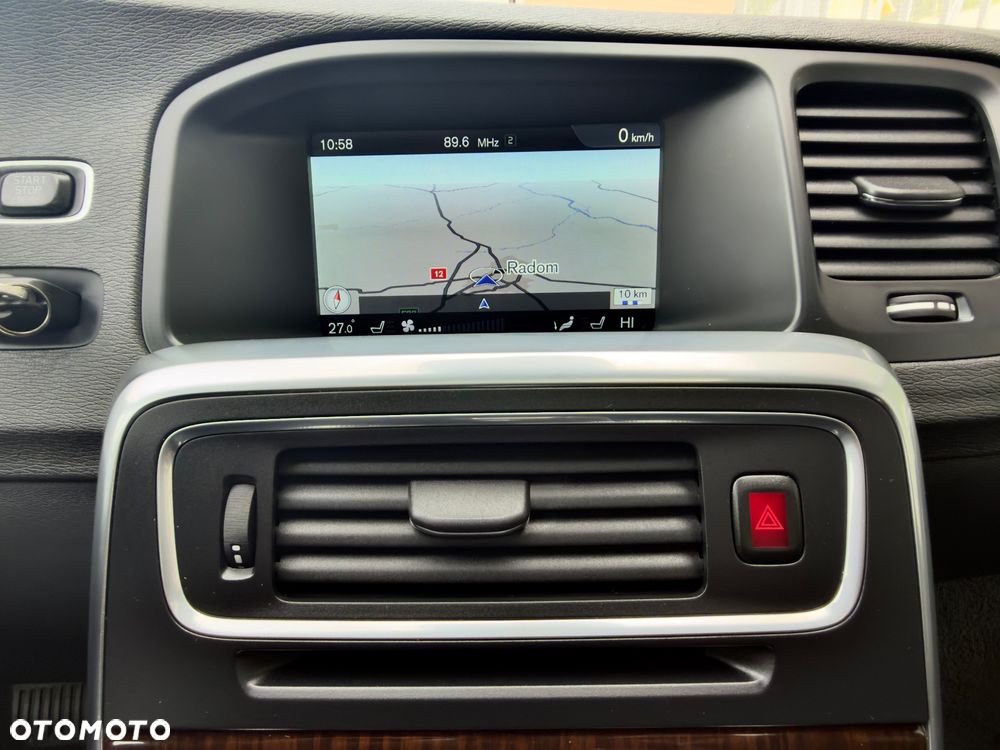 Volvo V60 D5 AWD Geartronic - 32