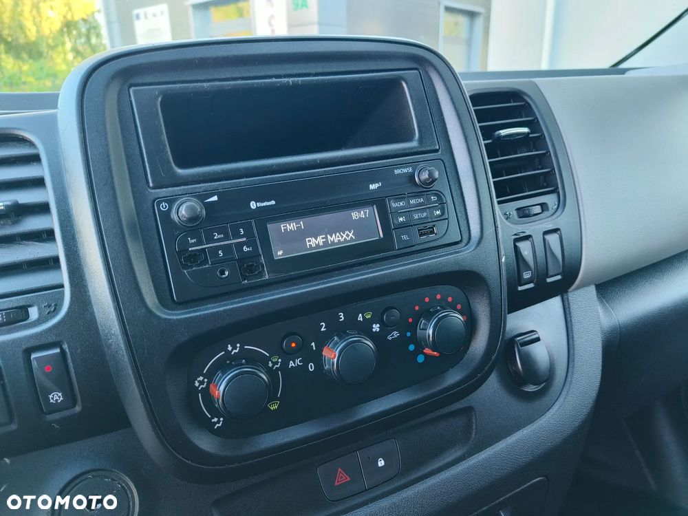 Renault Trafic L2H1 Long - 13