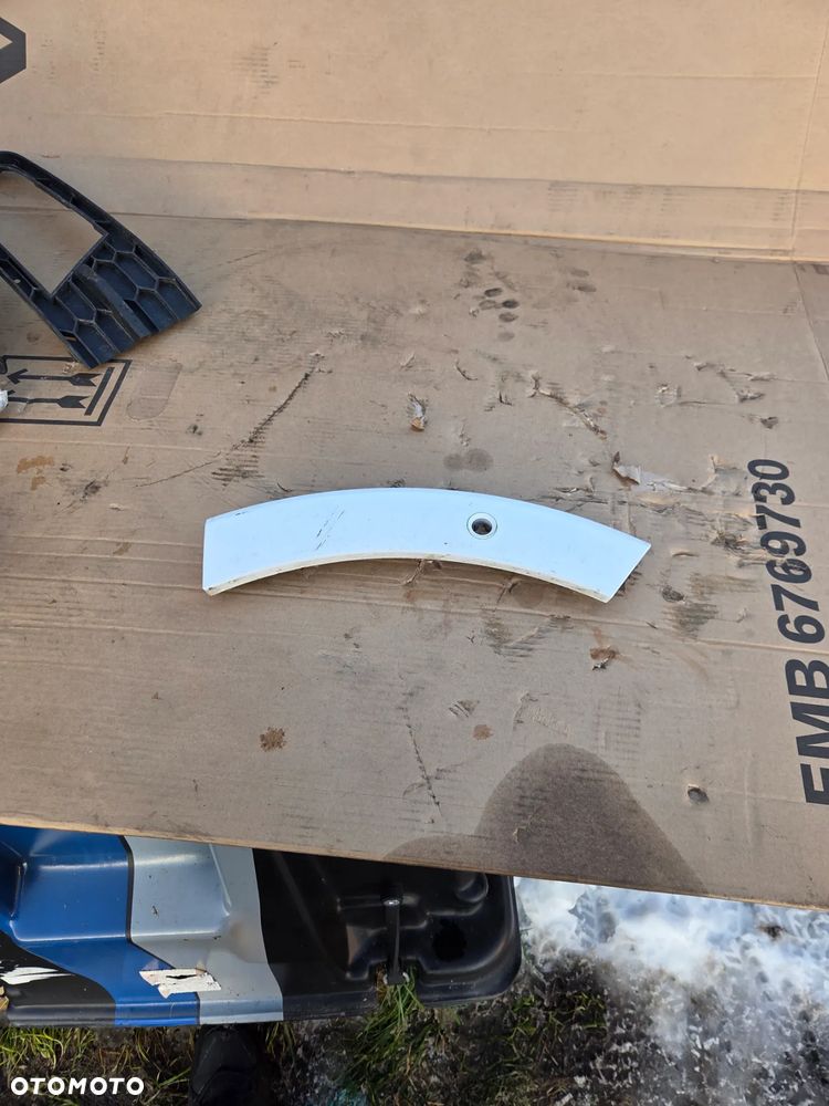 Prawa listwa zderzaka przedniego Opel Grandland X Lift nakładka zderzaka przedniego przód - 2