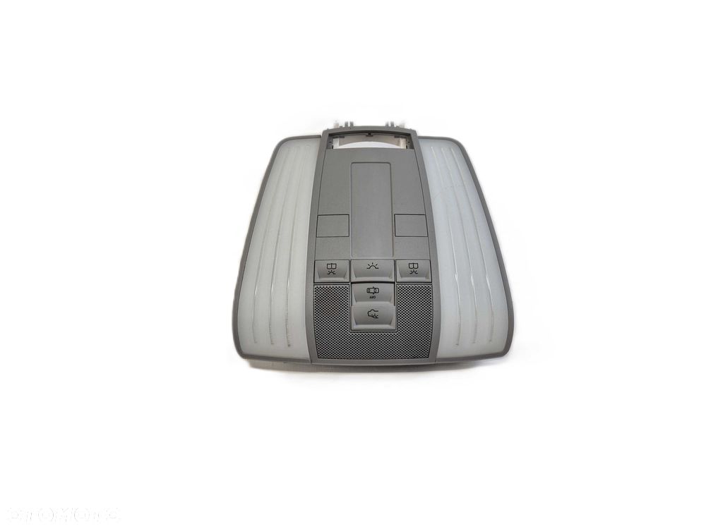 Lampka Oświetlenie Wnętrza Kabiny Mercedes E-Klasa W212 Podsufitki - 1