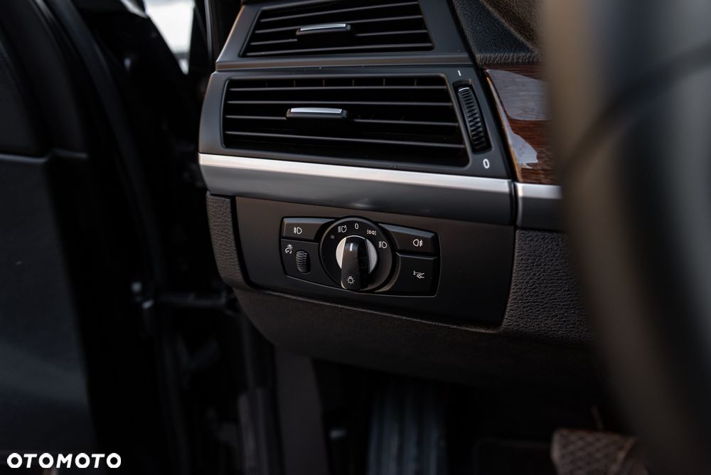 BMW X5 xDrive35d - 28