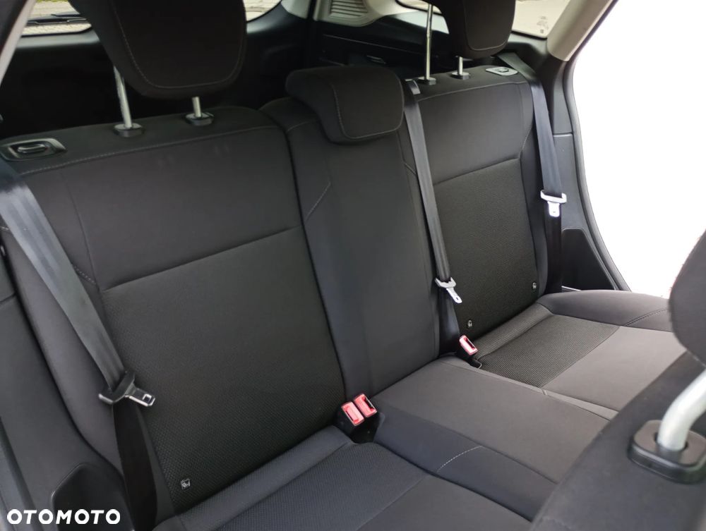 Ford Focus 1.5 EcoBlue Start-Stopp-System TITANIUM - 24
