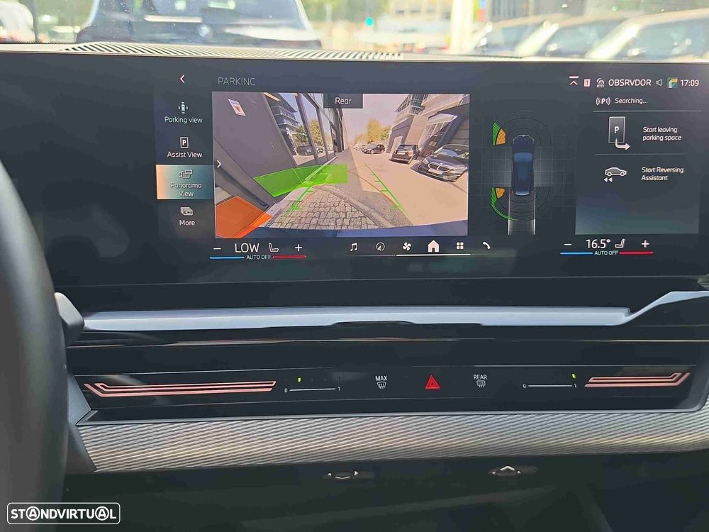 BMW 520 d Pack Desportivo M - 14