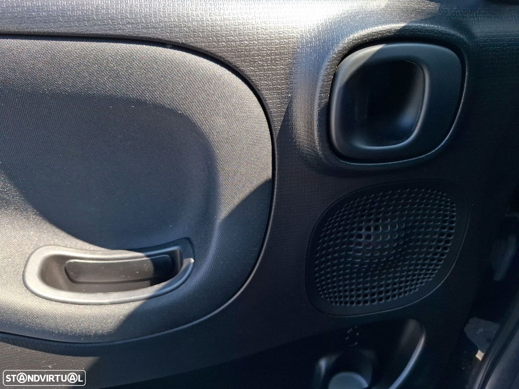 Fiat Panda 1.0 Hybrid City Cross - 22
