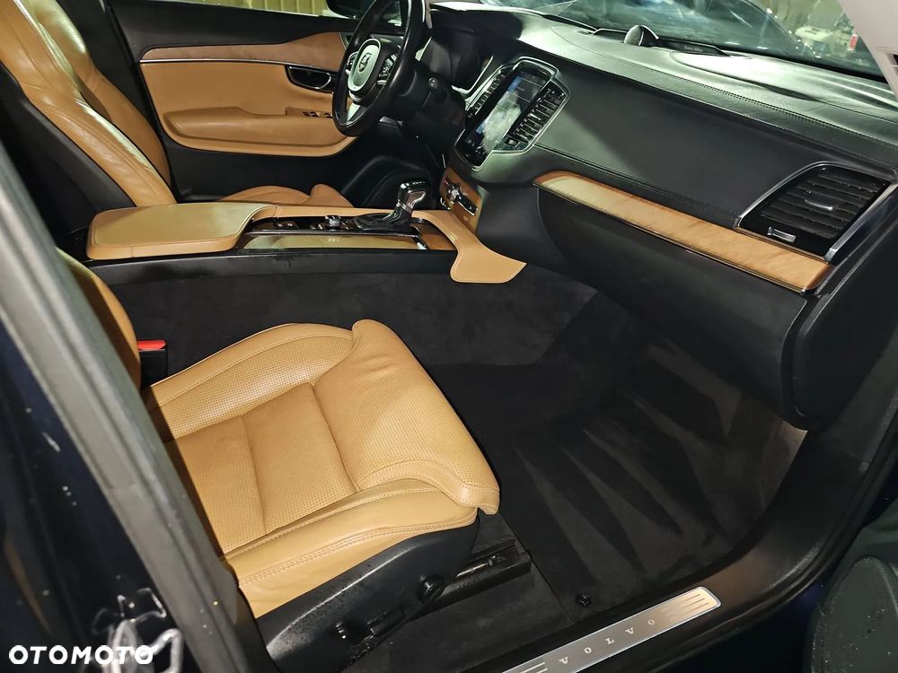 Volvo XC 90 T6 AWD Geartronic Inscription - 14