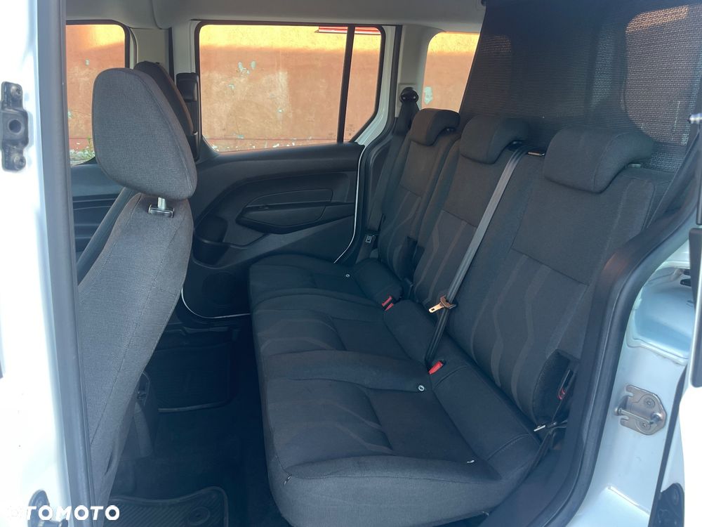 Ford Transit Connect - 10