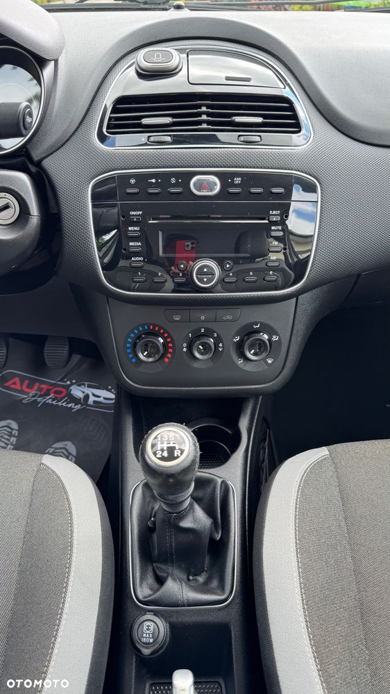 Fiat Punto Evo 1.4 8V Estiva - 26