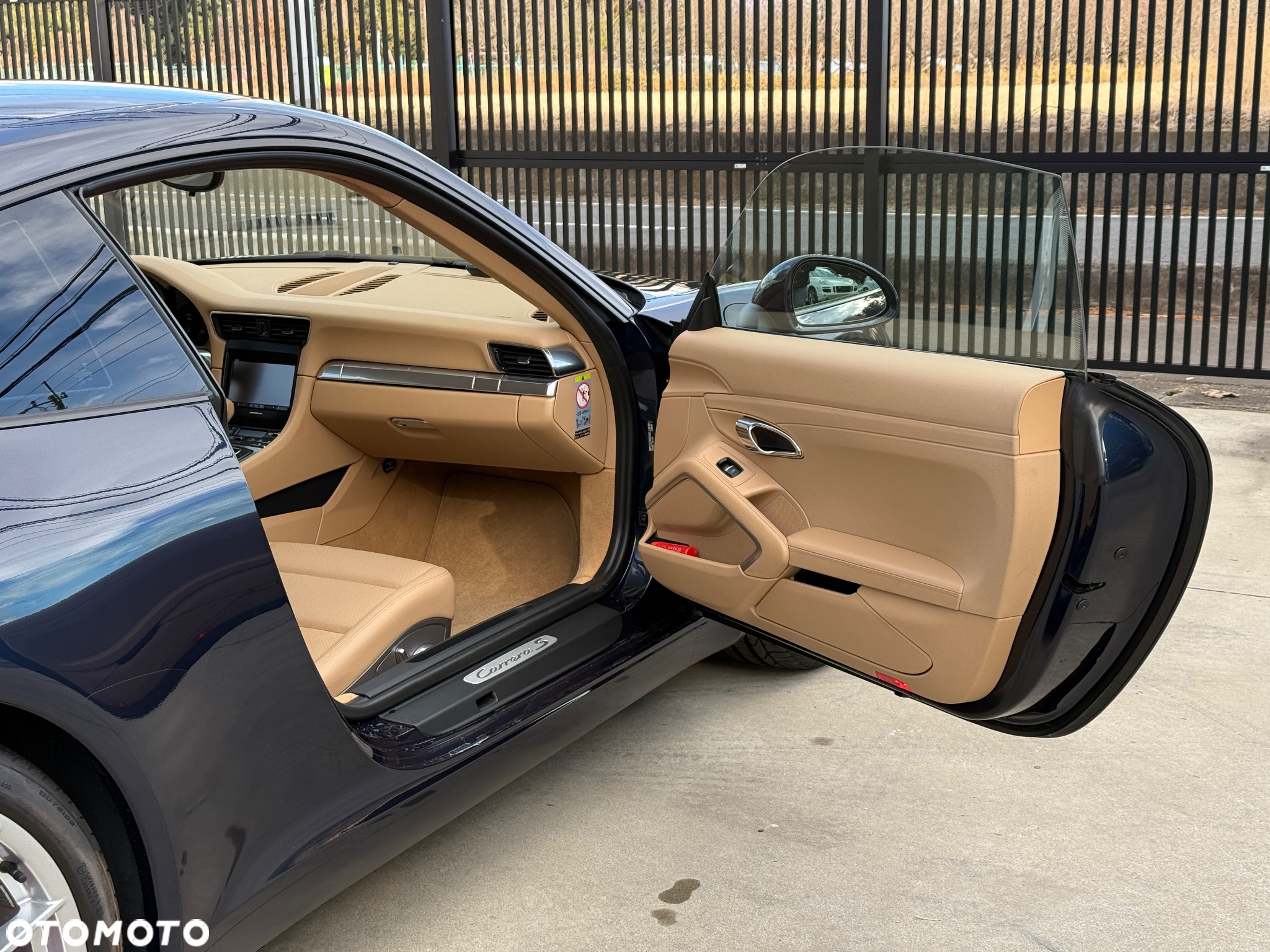 Porsche 911 Carrera S PDK - 17