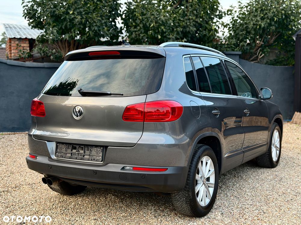 Volkswagen Tiguan 2.0 TDI DPF BlueMotion Technology Lounge Sport & Style - 5