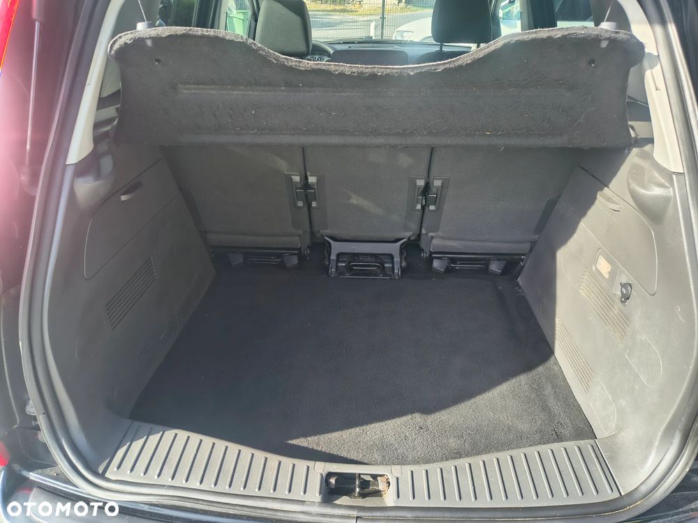 Ford C-MAX - 22