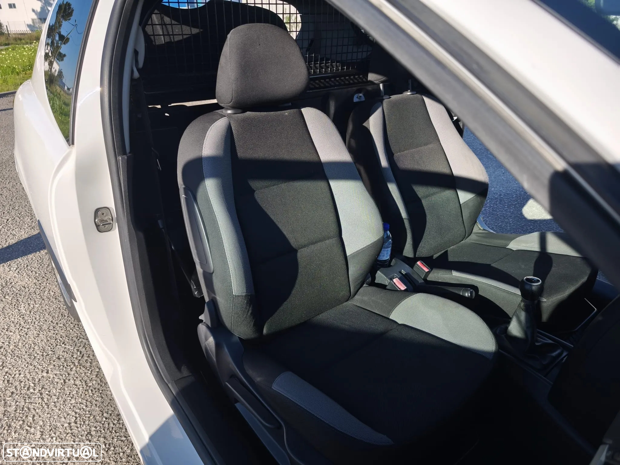 Peugeot 207 1.4 HDi Urban - 7
