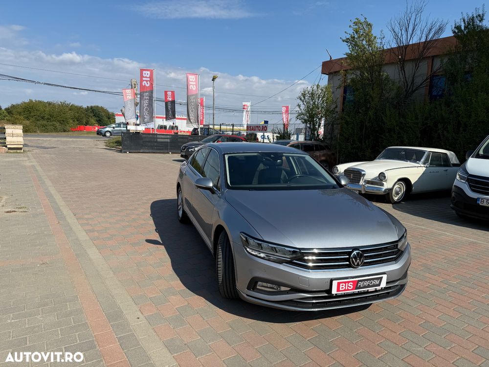 Volkswagen Passat 2.0 TDI DSG Highline - 1