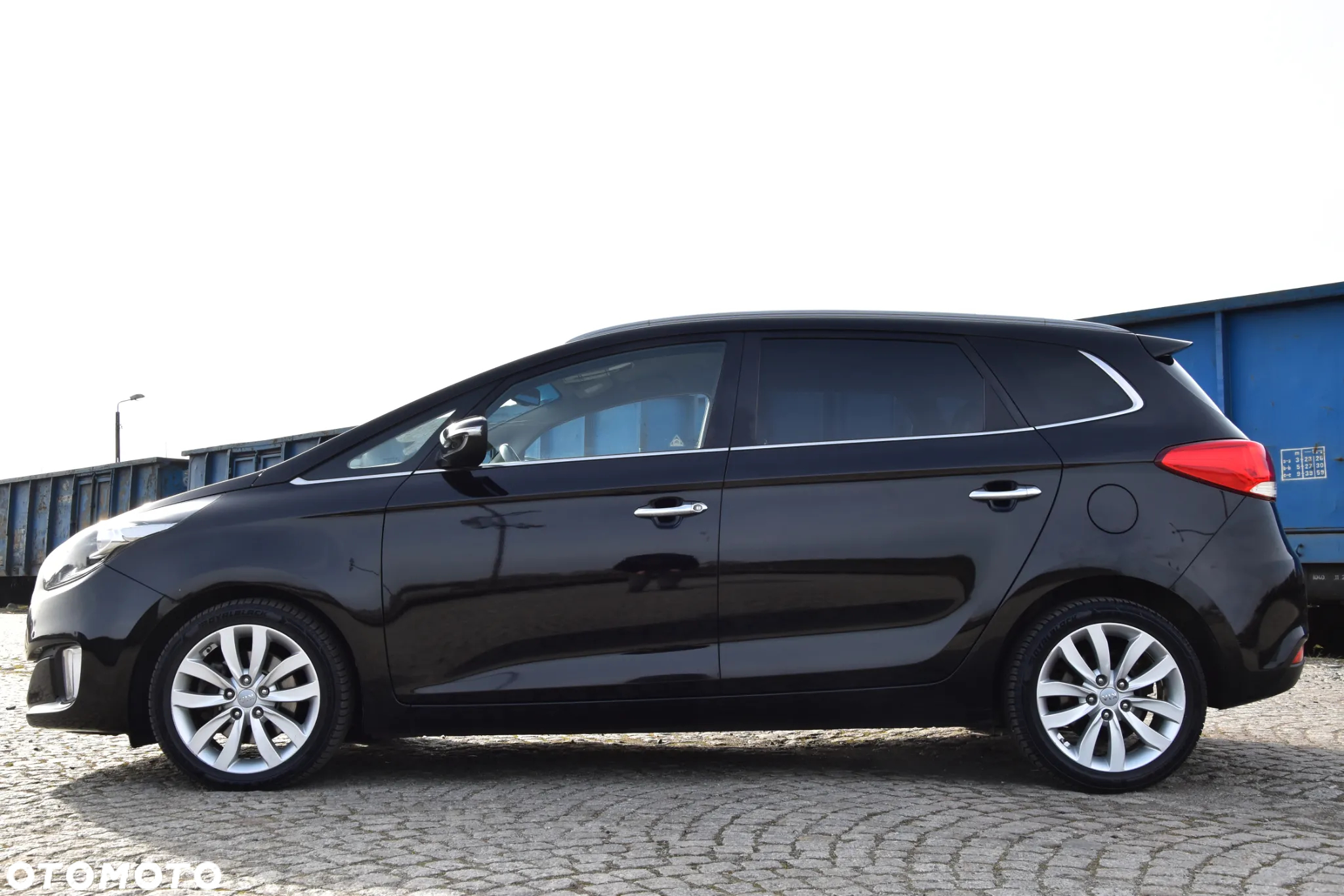 Kia Carens 1.7 CRDi Business Line 7os 7DCT - 3
