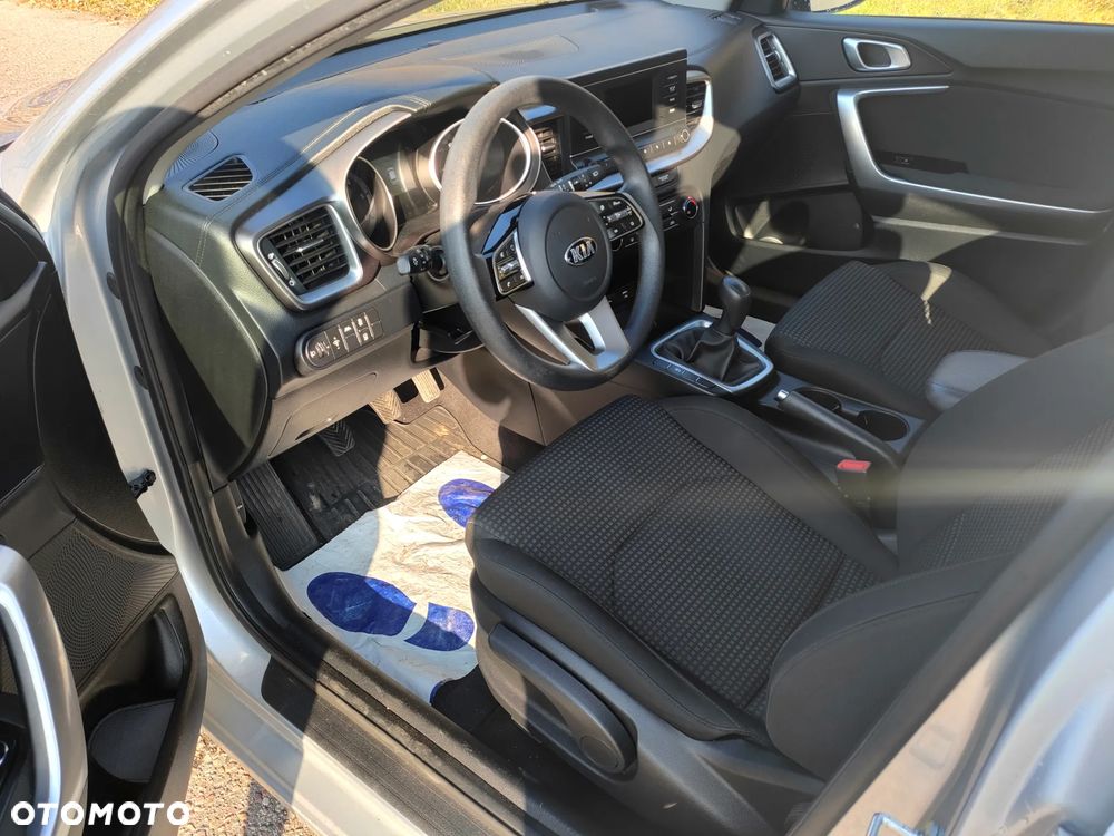 Kia Ceed 1.6 CRDi SCR S - 12