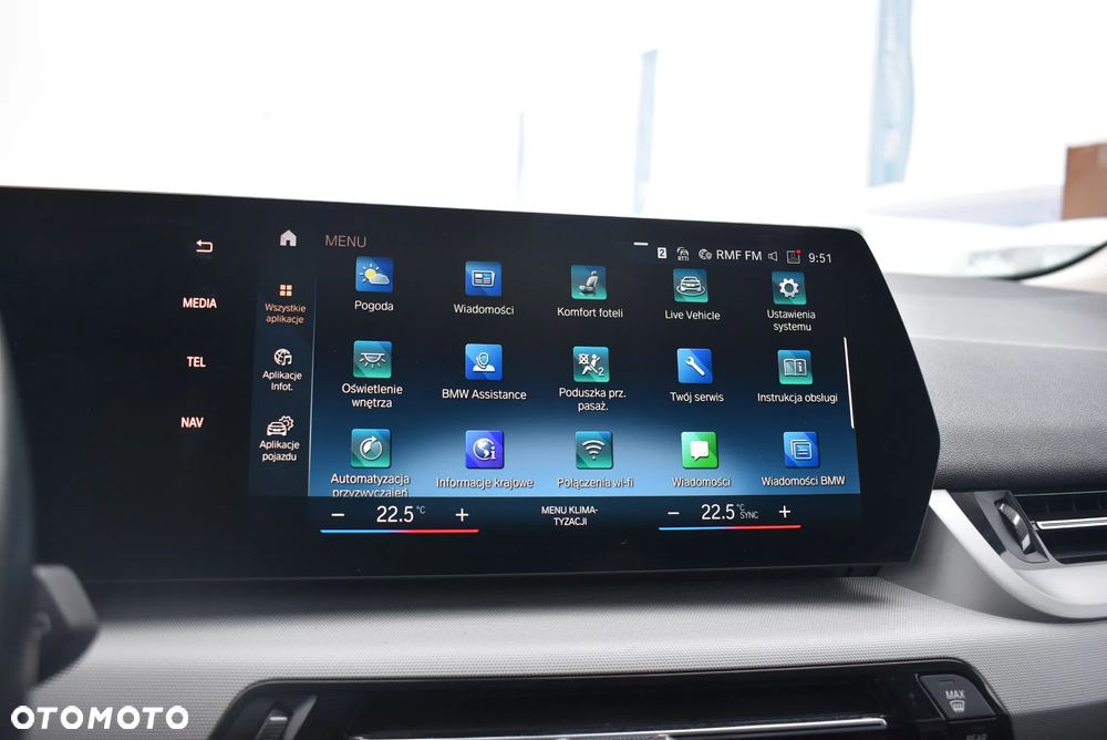 BMW Seria 2 218i - 32