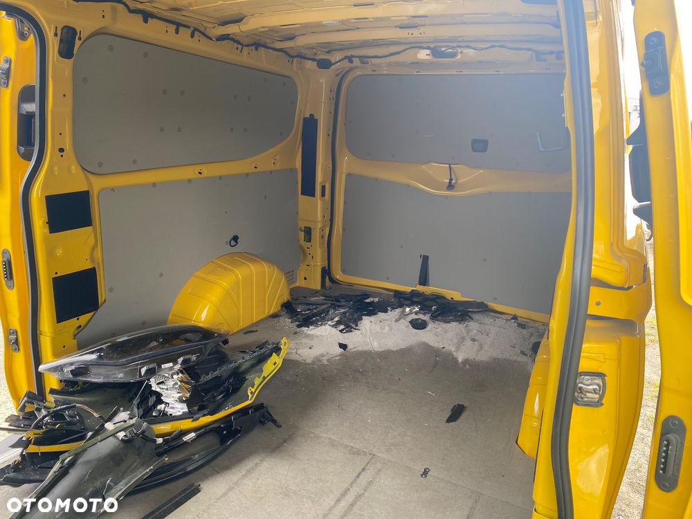 Ford Transit Custom - 15