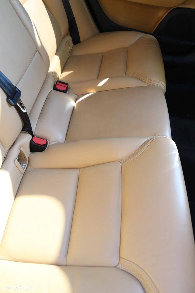 Volvo V90 Cross Country T5 Geartronic Momentum Pro - 36