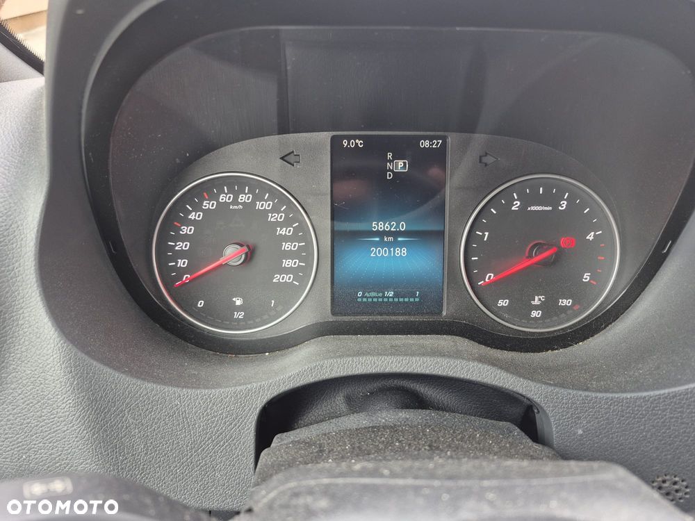 Mercedes-Benz SPRINTER 907 316 CDI - 24