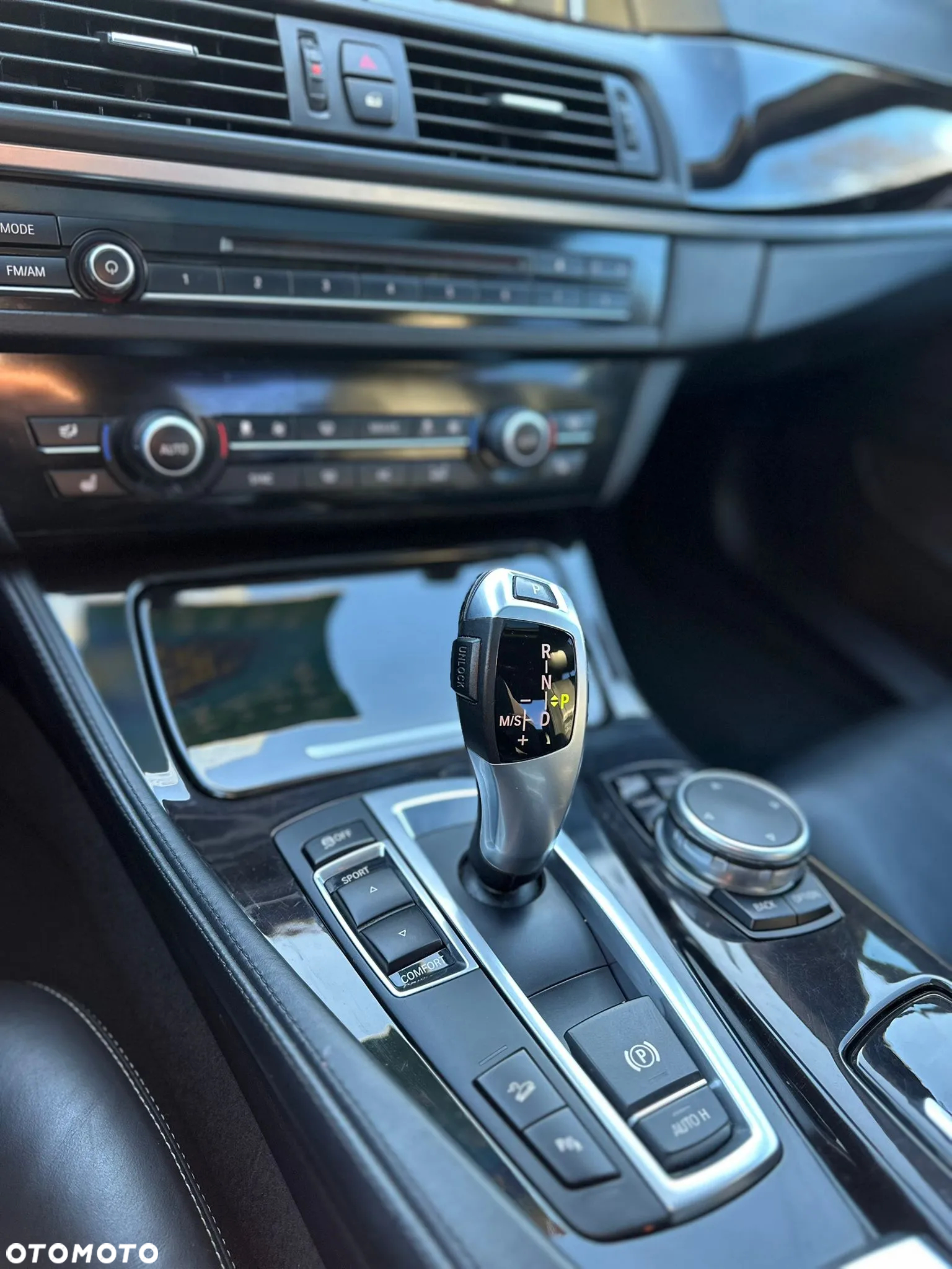 BMW Seria 5 535i xDrive Luxury Line - 16