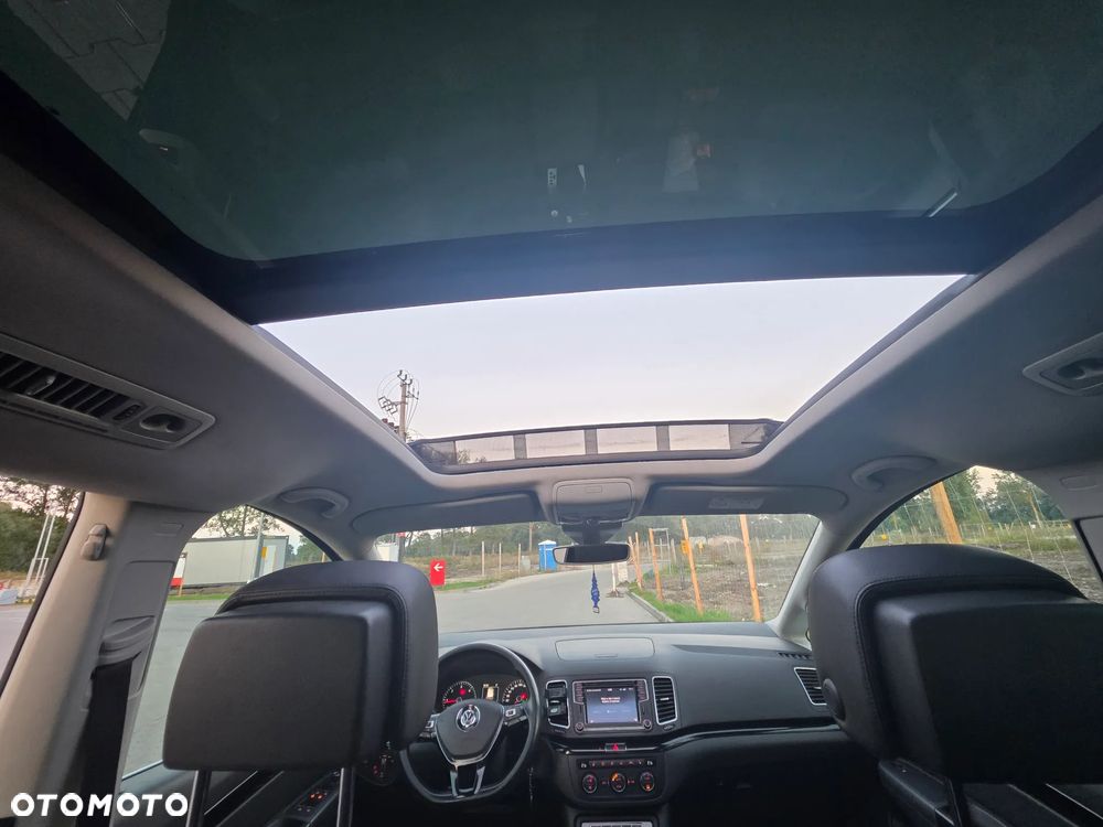 Volkswagen Sharan 2.0 TDI BMT Highline DSG - 24