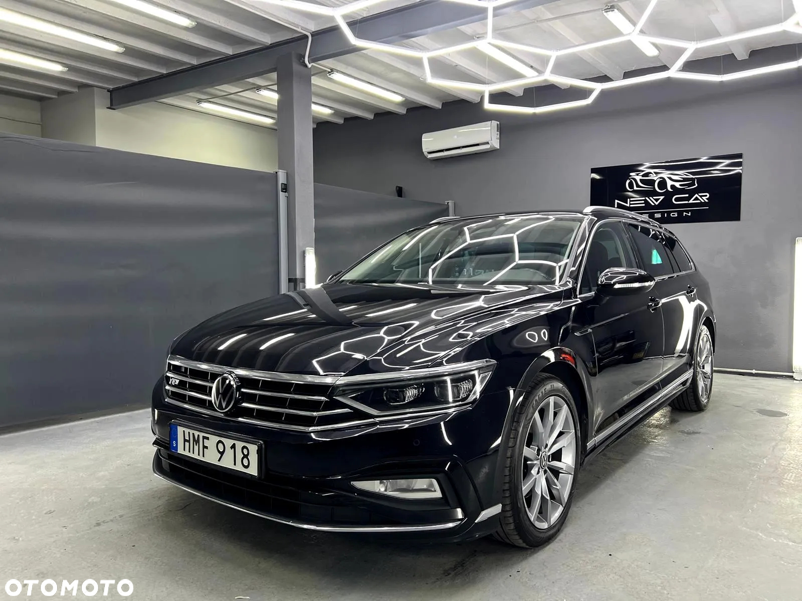 Volkswagen Passat Variant 2.0 TDI SCR DSG 4Motion Business - 3