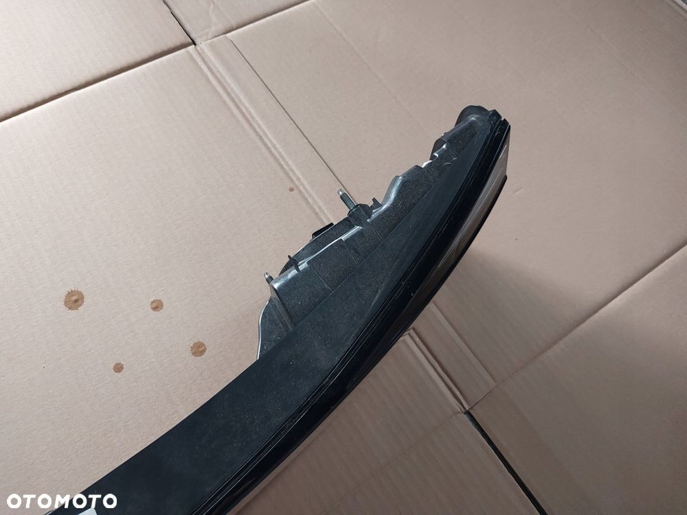 LAMPA TYLNA BLENDA NA KLAPĘ VW TAIGO 2G ORYGINAŁ - 6