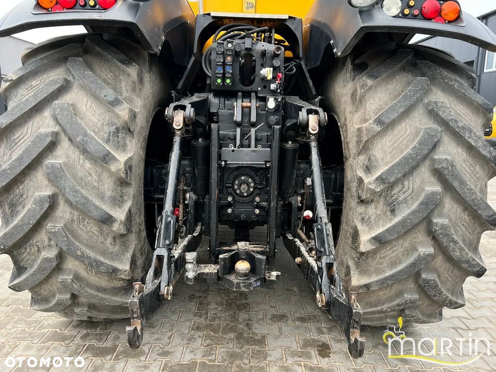 JCB Fastrac 8310 - 12