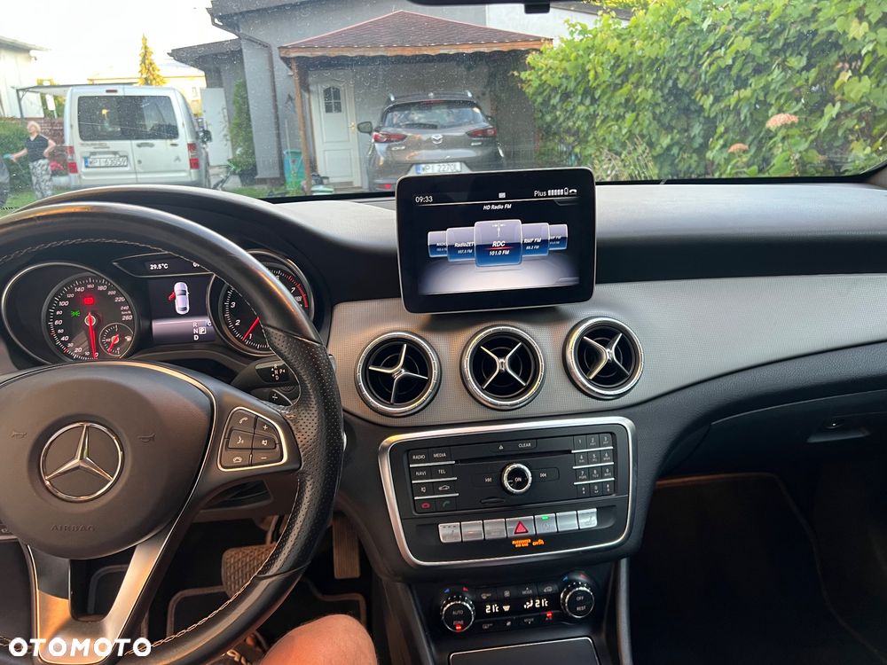 Mercedes-Benz CLA 250 4-Matic AMG Line - 20