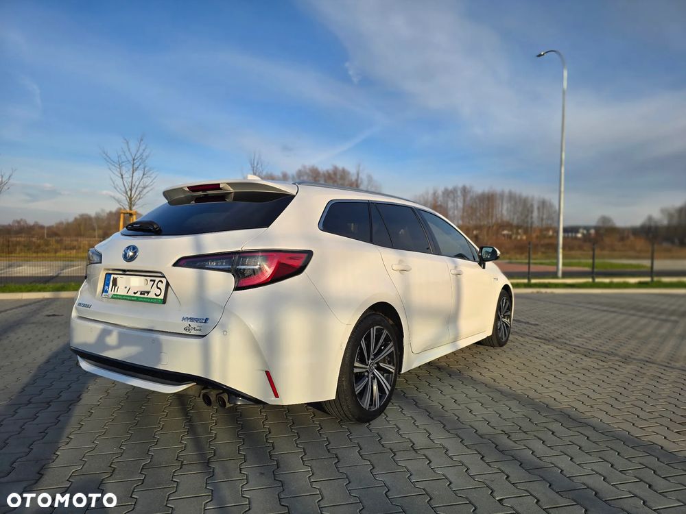 Toyota Corolla 2.0 Hybrid Comfort - 38