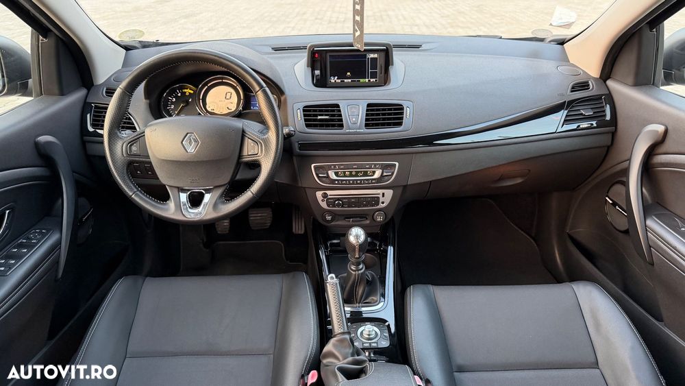Renault Megane ENERGY dCi 130 Start & Stop Bose Edition - 11