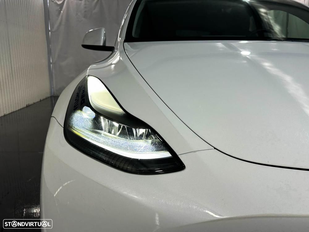 Tesla Model Y Long Range Dual Motor AWD - 15