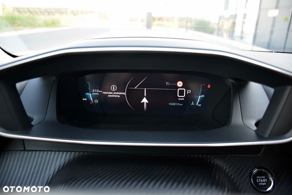 Peugeot 2008 1.5 BlueHDi Allure S&S EAT8 - 10