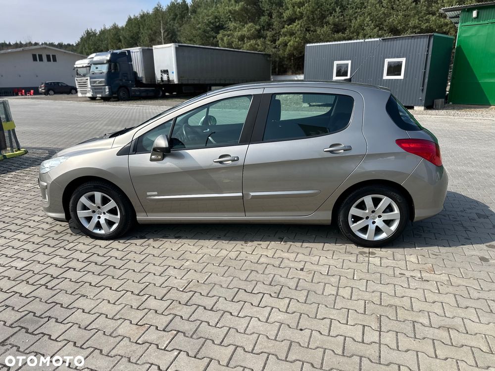 Peugeot 308 120 VTi Millesim 200 - 35