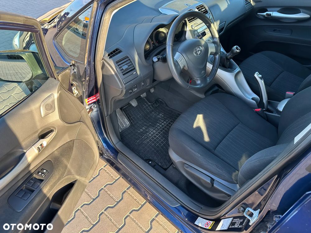 Toyota Auris 1.4 VVT-i Sol - 14