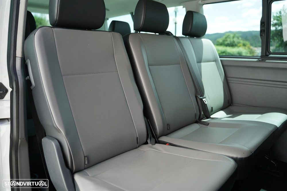 VW Caravelle 2.0 TDi BM Longa Comfortline - 13