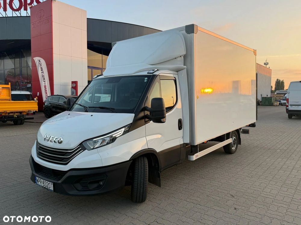 Iveco 35S16 3L  Kontener z Winda 8 EP Krajowy 4200x2200x2200 + drzwi boczne - 11