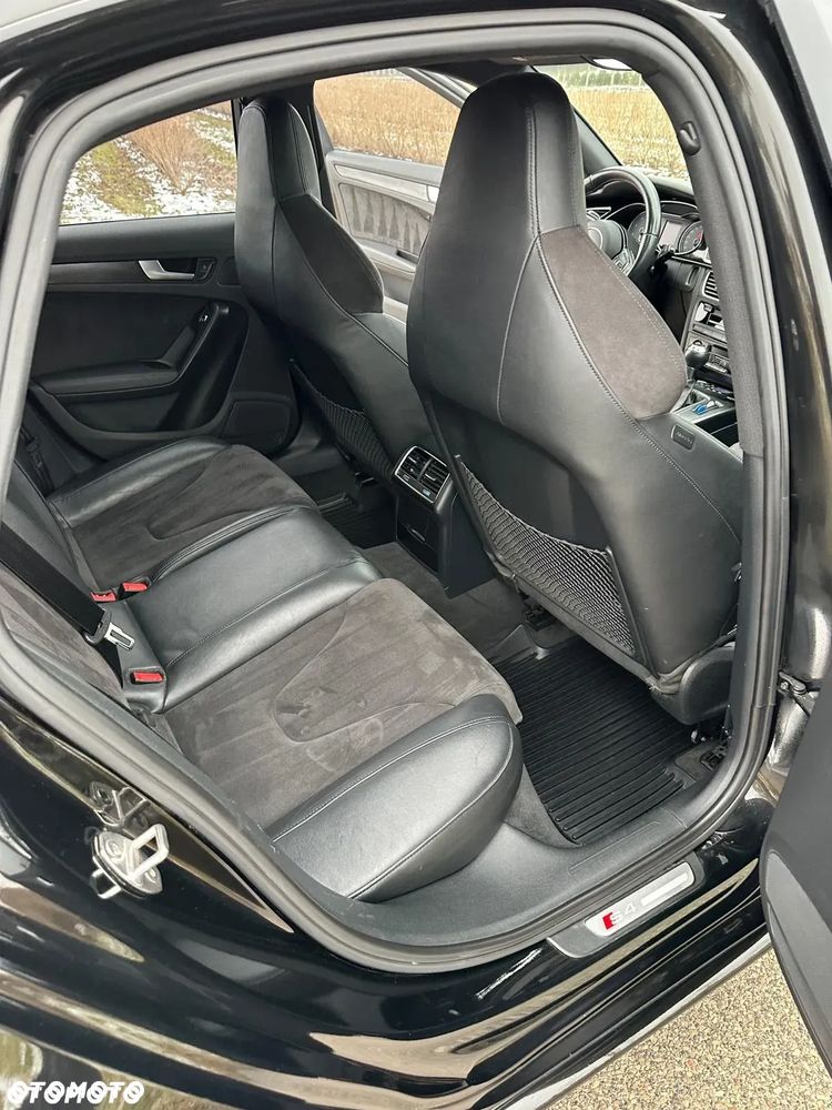 Audi S4 Limousine - 13