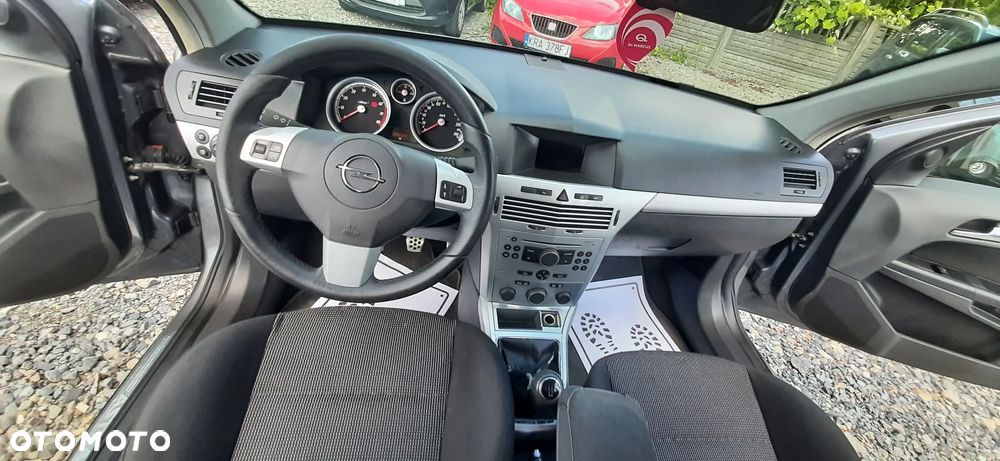 Opel Astra - 8