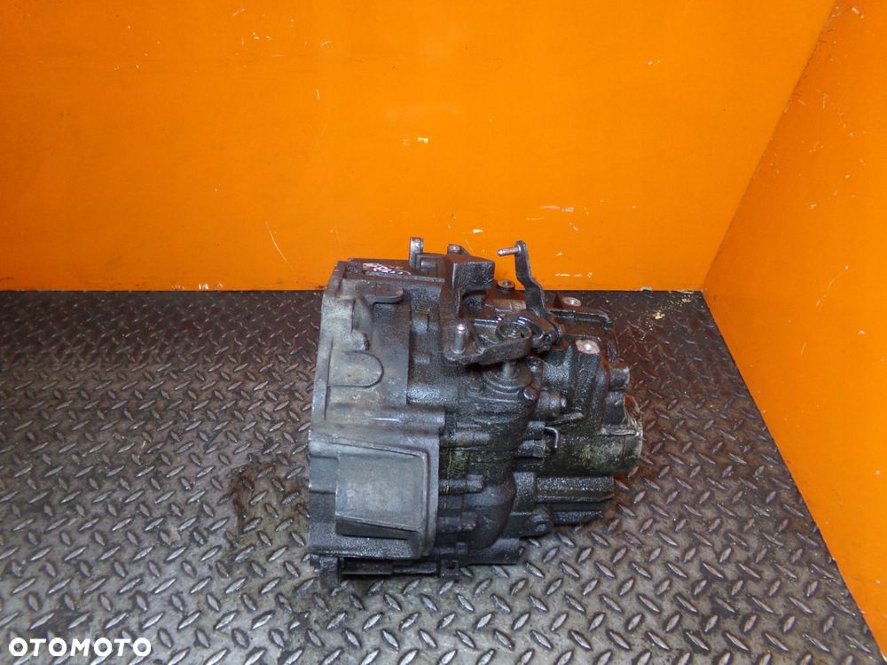 AUDI A3 8P 2.0 TFSI 07r 200KM skrzynia biegow 6 4x4 GVU - 1